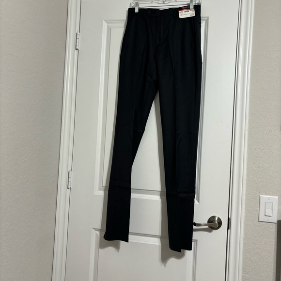 NWT Awareness Kenneth Cole Black Men’s Pants Size 28 - Picture 2 of 8
